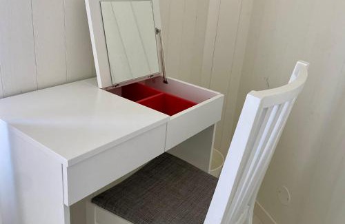 Hunnebostrand Apartment | Helgas Hus tre rum o kök