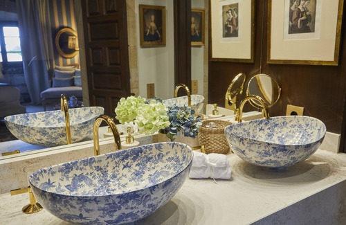 Puente Viesgo Hotel | Helguera Palacio Boutique & Antique