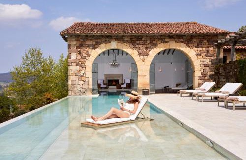 Puente Viesgo Hotel | Helguera Palacio Boutique & Antique