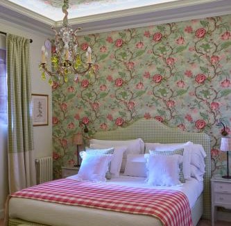 Puente Viesgo Hotel | Helguera Palacio Boutique & Antique
