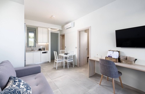 Kounoupidiana House | Heliades Residence