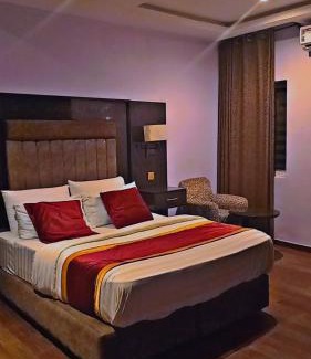 Ayon Hotel | Helin Terrace Hotel