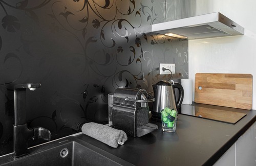 Thessaloniki City Centre Apartment | Helios central luxury suite