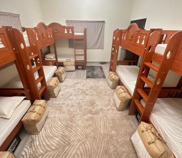 Deira Bed & Breakfast | Heliya hostel