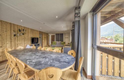 Morillon Apartment | Hellébore