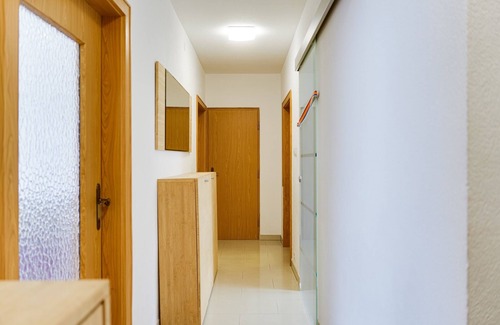 Reichenau Apartment | Helle, Gemütliche Wohnung mit Bergblick