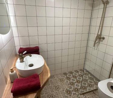 Elva Apartment | Hellenurme Veskikambrid