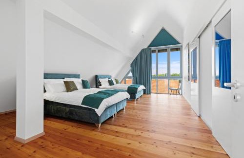 Erding Apartment | HELLOFLATS - Luxus-Penthouse - Balkon - Parking - Zentrum - Therme - Nähe Flughafen MUC
