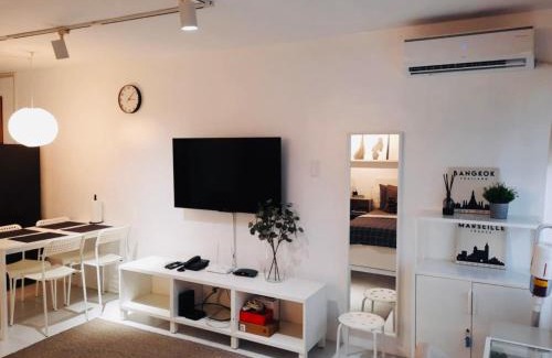 Novaliches Apartment | HelloQC Fairview - Comfy home near S&R & Kingdom Hall