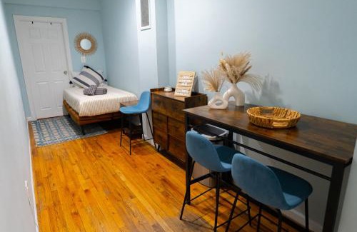 Midtown West Apartment | Hells Kitchen Hideaway