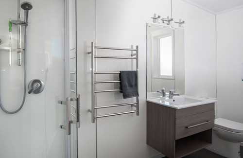 Tasman Cabin | Helme Holiday Bottom Bach