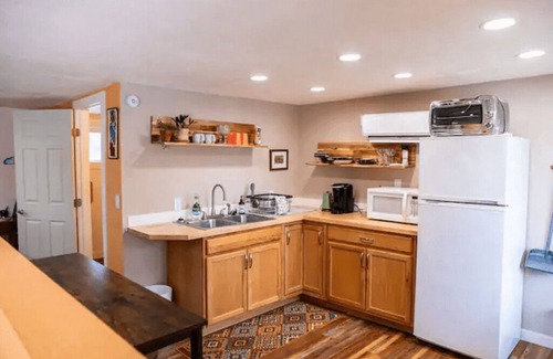 Helper House | Helper Apartment