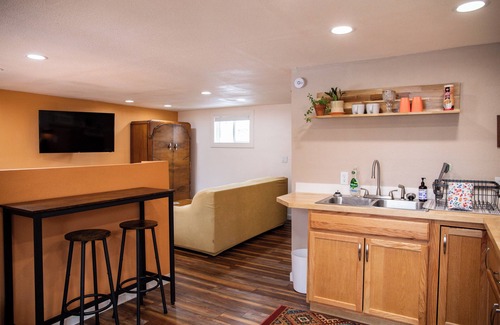 Helper House | Helper Apartment