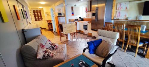 Akrehamn Apartment | Helt i Vannkanten as
