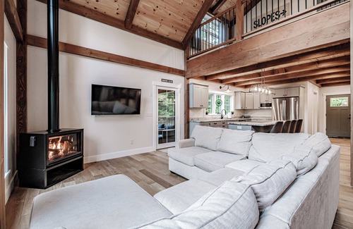 Bethel House | Hemlock Ridge - New construction on the North Road