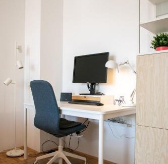 Zagreb Apartment | Hemma apartment near Jarun lake- Private garage