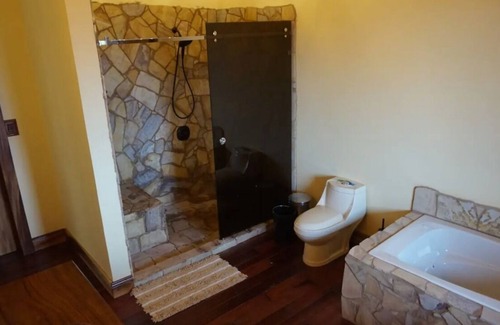 Roble House | Hemos preparado nuestras instalaciones para dar mayor comodidad a los huéspedes.