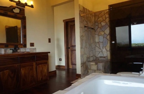 Roble House | Hemos preparado nuestras instalaciones para dar mayor comodidad a los huéspedes.