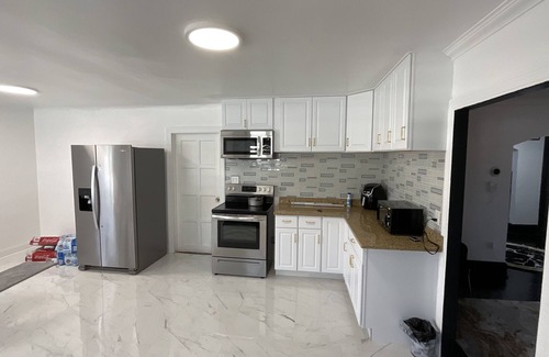 Hempstead Apartment | Hempstead 1Bedroom w/Private Terrace