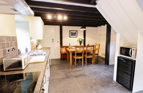 Dolgellau House | Hen Gelligemlyn - The Annexe