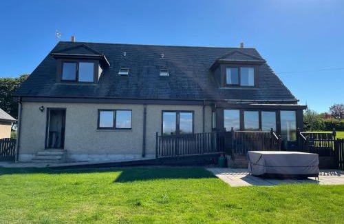 Montrose House | Hen Pen