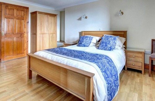 Silian House | Hen Ysgubor in the beautiful Lampeter