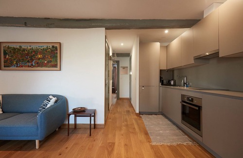 Hendaye Apartment | Hendaye in the Basque Country, romantic apartment in the city center