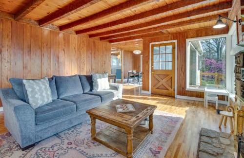 Henderson House | Henderson Cabin with Deck and Scenic Lake Views!