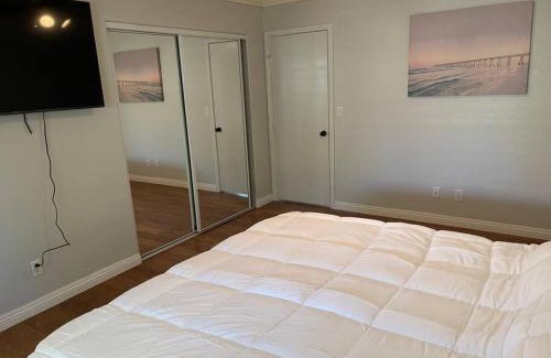 Henderson House | HENDERSON HOME With GREAT AMENITIES