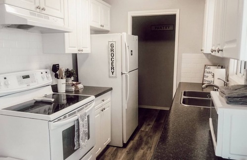South Lethbridge House | Henderson Lake Area - Newly refinished Duplex.