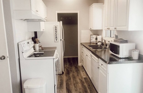 South Lethbridge House | Henderson Lake Area - Newly refinished Duplex.