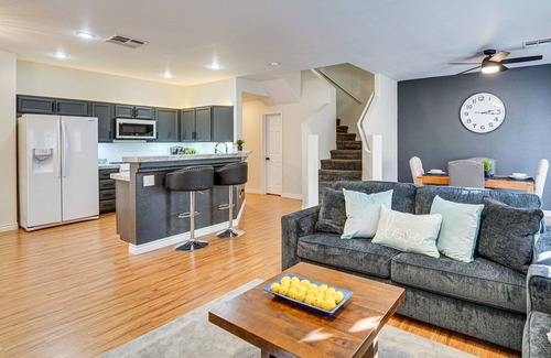 Gibson Springs House | Henderson Retreat ~ 14 Mi to The Las Vegas Strip!