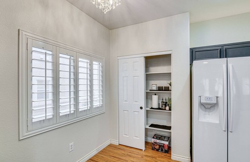 Gibson Springs House | Henderson Retreat ~ 14 Mi to The Las Vegas Strip!