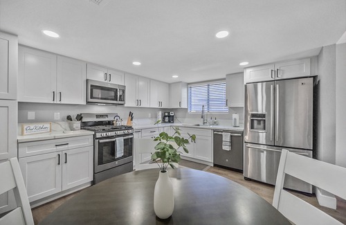 Whitney Ranch House | Henderson Townhome Approx. 15-20 min to the Las Vegas Strip
