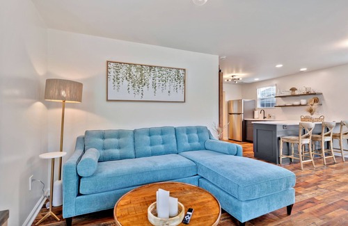 Hendersonville House | Hendersonville Cottage