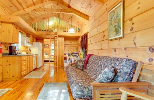 Hendersonville House | Hendersonville Creekside Cabin Near DuPont Forest