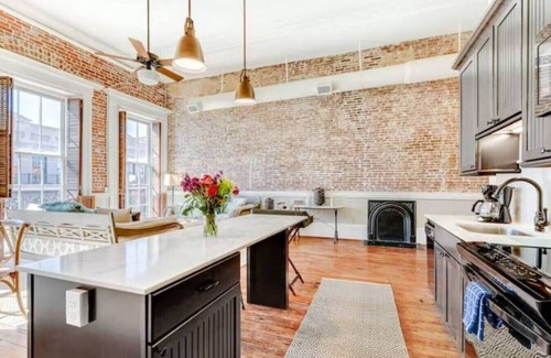 Galveston Condo | Hendley Market Lofts #202 Balcony