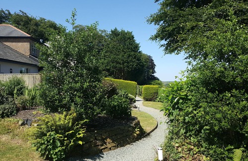 North Tamerton Cottage | Hendra; stunning large cottage in North Cornwall with grounds, dog friendly