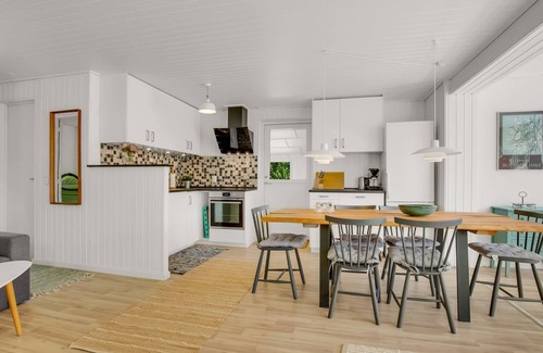 Togeholt House | "Hendrina" - 500m from the sea by Interhome