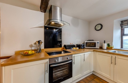 Denbigh House | Hendy - Three Bedroom House, Sleeps 6