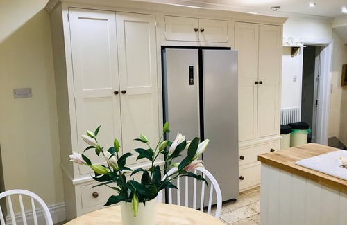 Gelligaer House | Hengoed Hideaway - Spacious 3-bed House