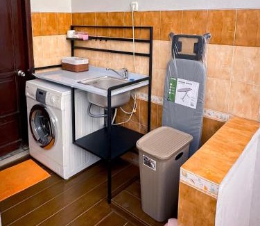 Purwokerto House | Hening Pool Residence
