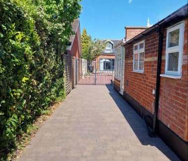 Clifton House | Henlow Annexe Room 1 of 2