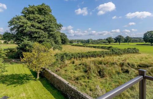 Monkswood House | Henrhiw Farm House at Henrhiw Farm Cottages