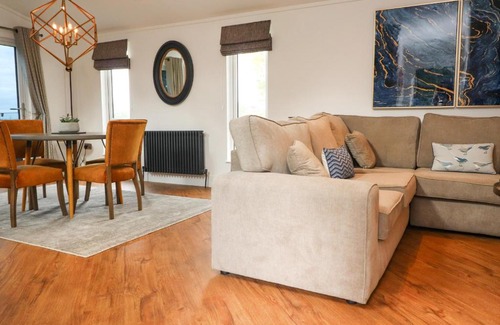 Knott End-on-Sea House | Henry Haven