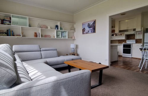 Portland House | Henty Bay Hideaway Portland