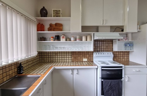 Portland House | Henty Bay Hideaway Portland