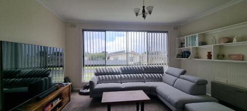 Portland House | Henty Bay Hideaway Portland