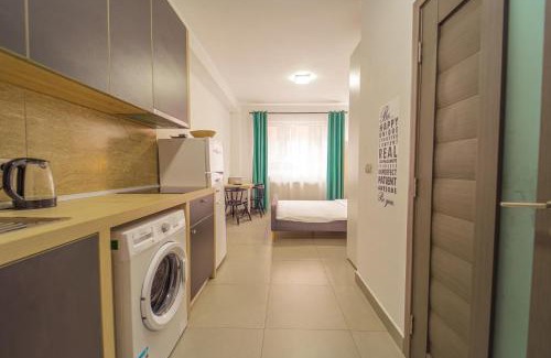Arad Apartment | Hera's Modern Home