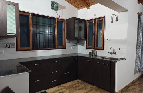 Mallital House | HERB CLUB HOMESTAY is yours a destination home in Nainital.
